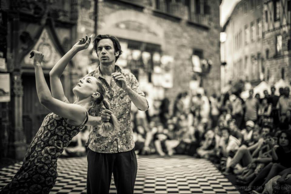 Danse de tango argentin, danse contemporaine